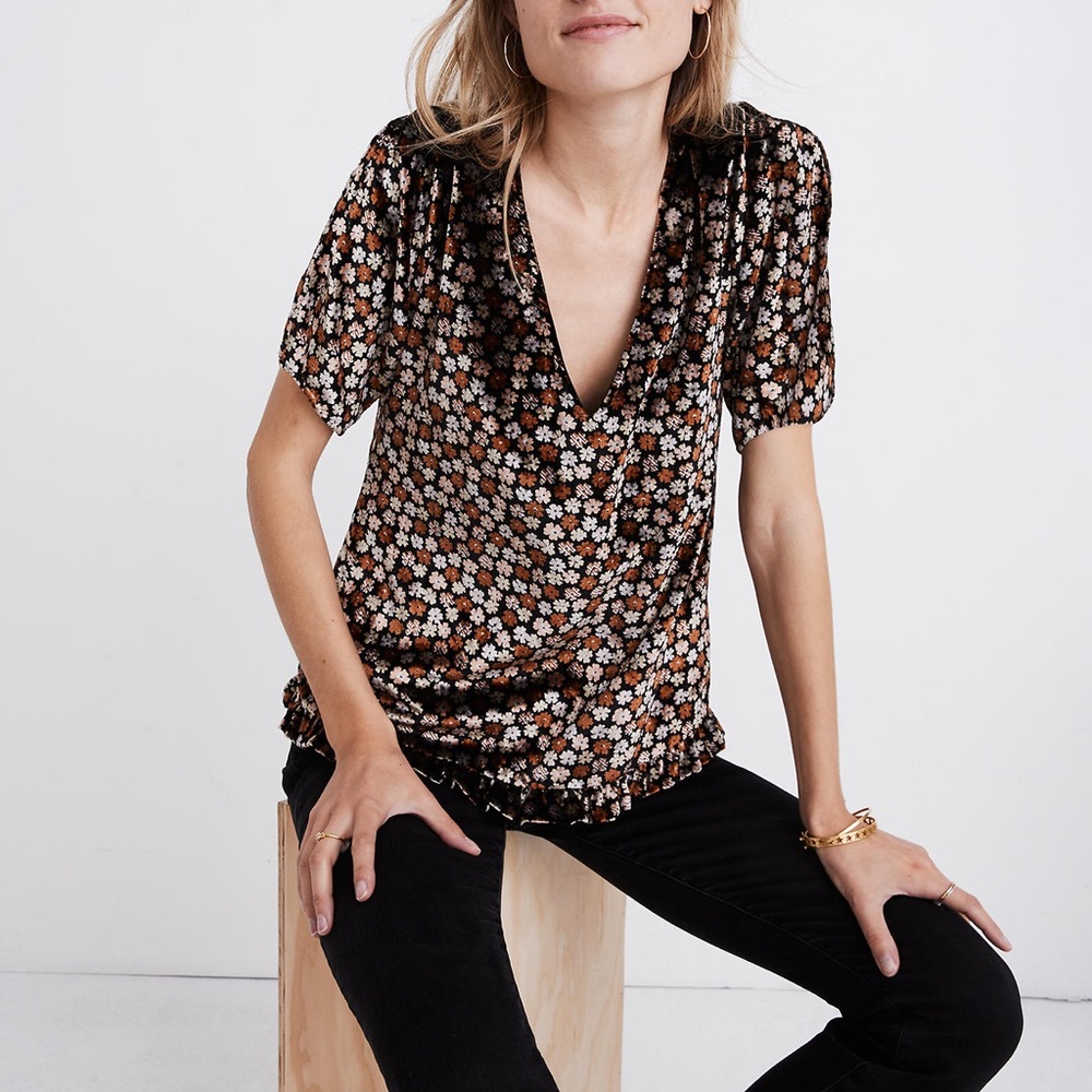 velvet tulip-sleeve ruffle top in petite blooms